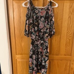 DR2 Black Floral Midi Dress